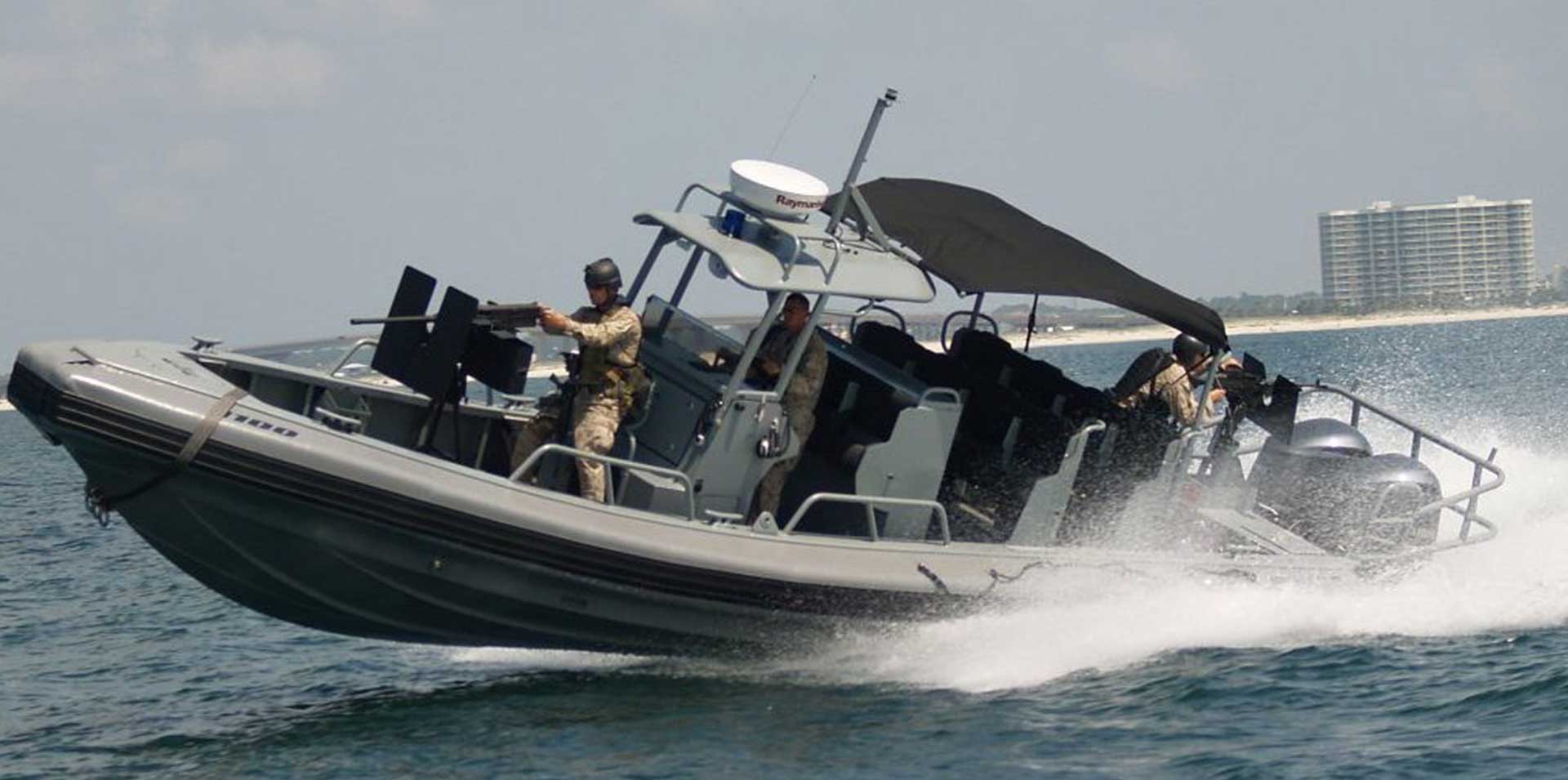 AM1100 | Military Gun Boat