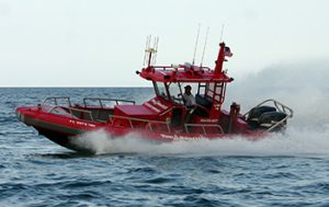 Silver Ships Ambar Series AM 900 red Tow Boat U.S. boat